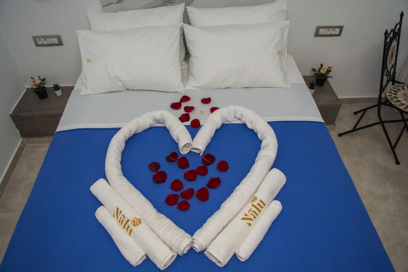 Nalu Suites Fira  Exterior photo